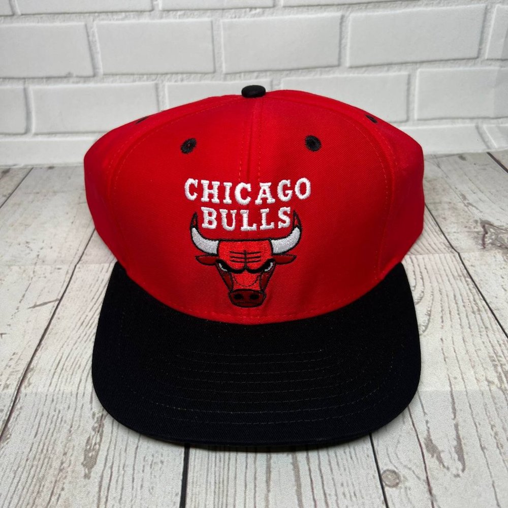 Vintage Chicago Bulls NBA Adidas Hat Snapback Cap Red Black New Men